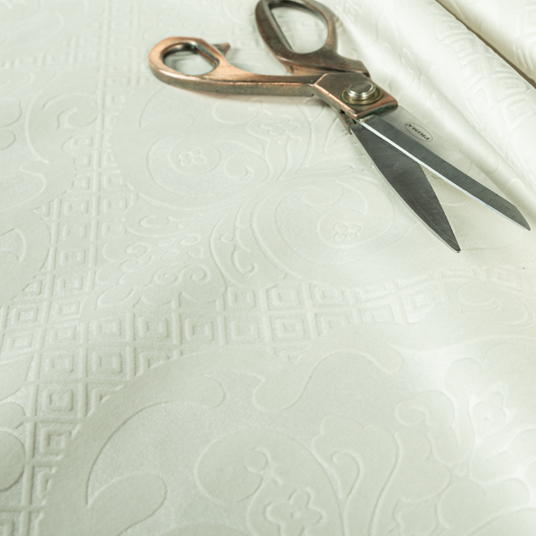 A00054 White