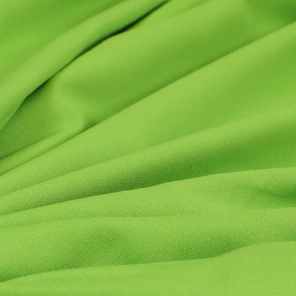 A04889 Green