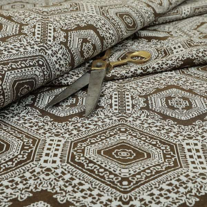 A00185 Brown White