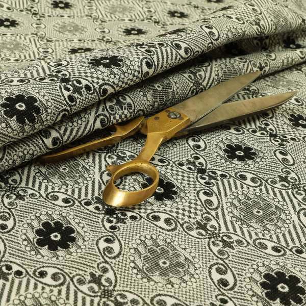 A02425 Black Grey Silver