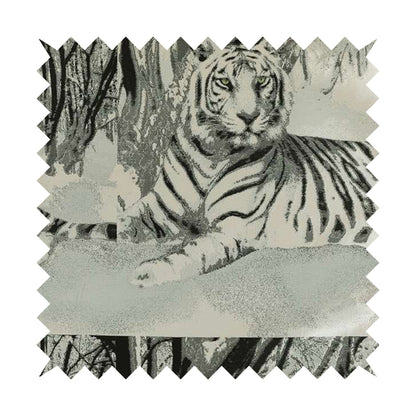 A00758 Grey Silver Black Green