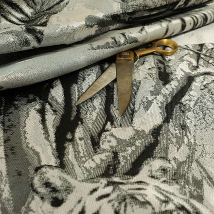 A00758 Grey Silver Black Green