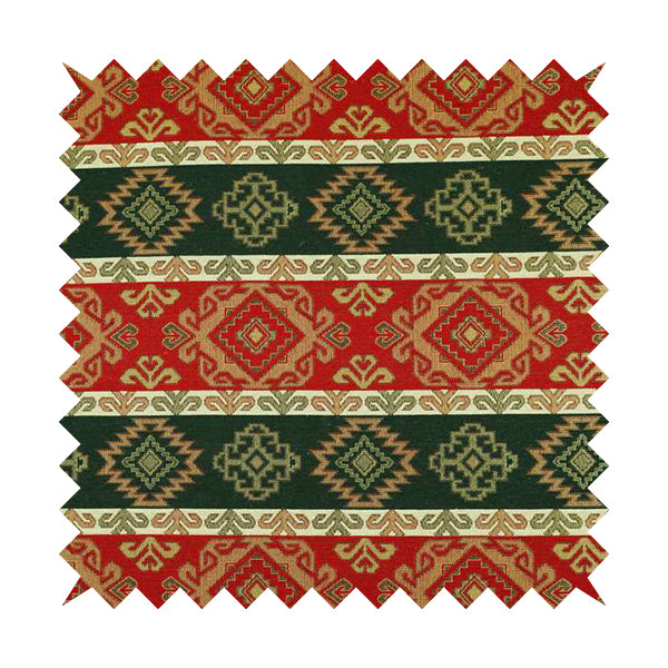 A03519 Red Green