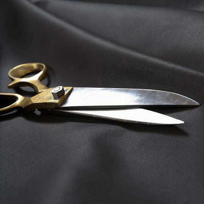 A01013 Dark Oak Brown