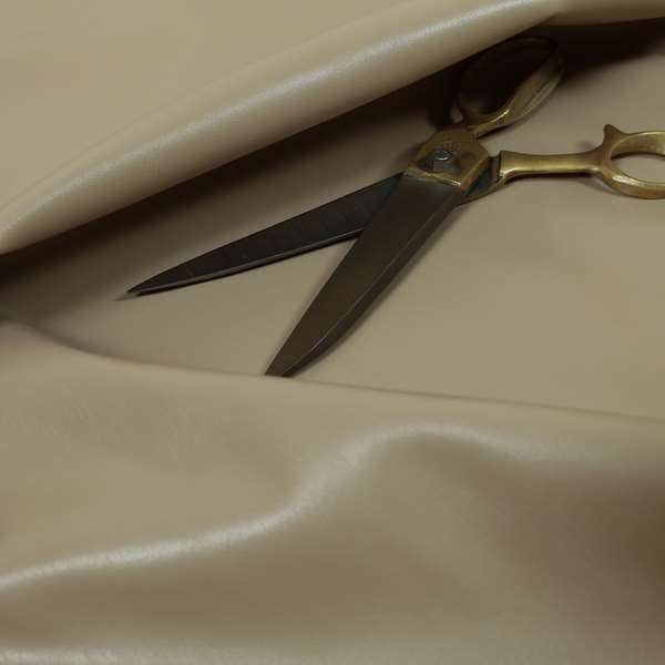 A01136 Mink Brown