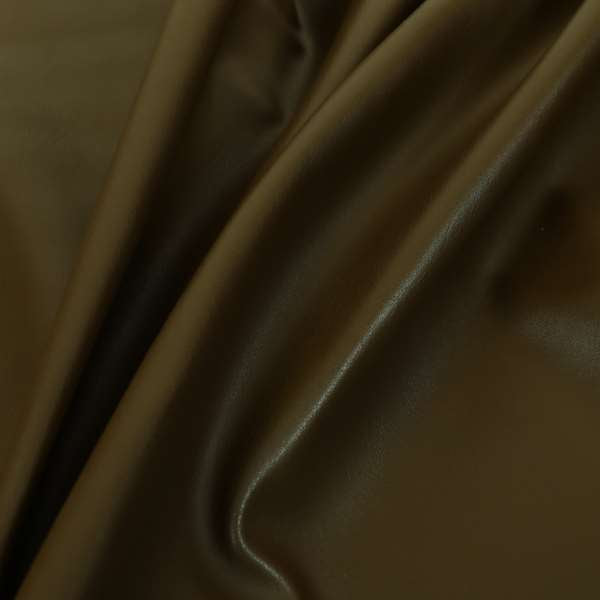 A01137 Green
