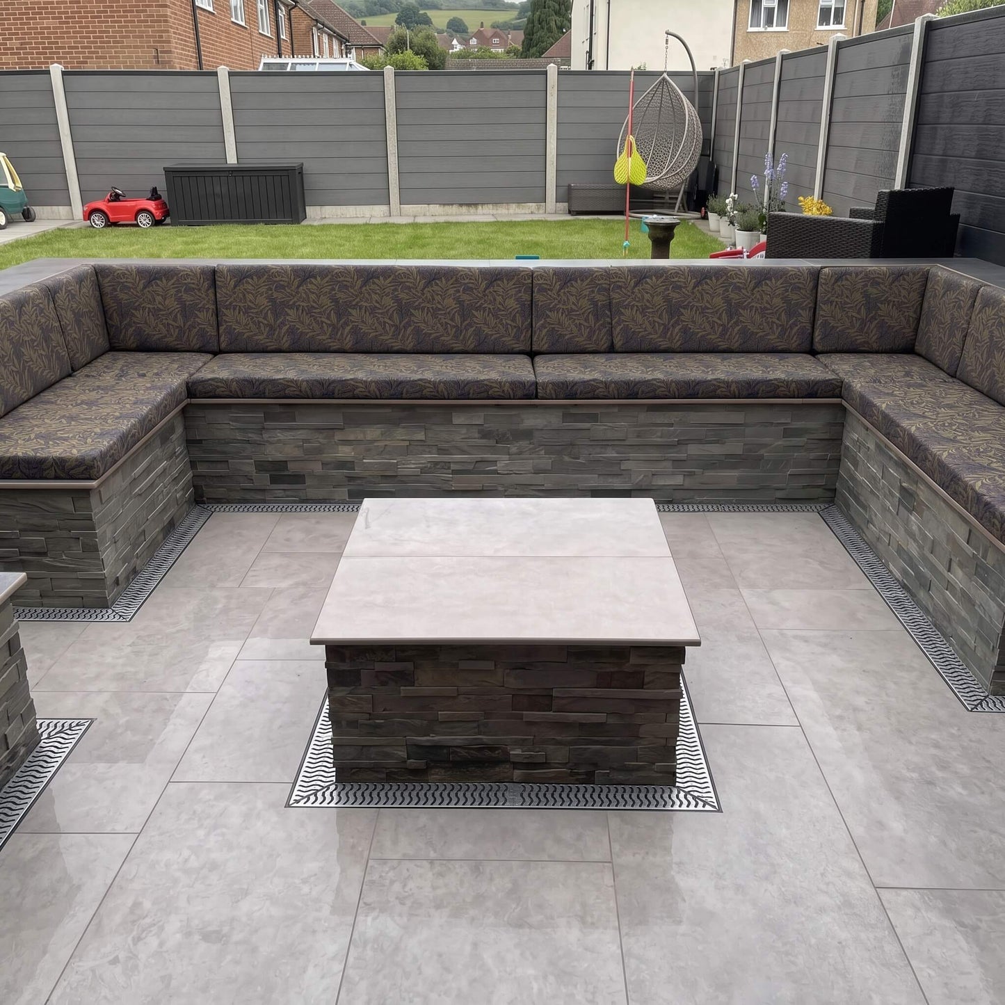 Custom Outdoor Bench Cushion for Patio and Garden Furniture