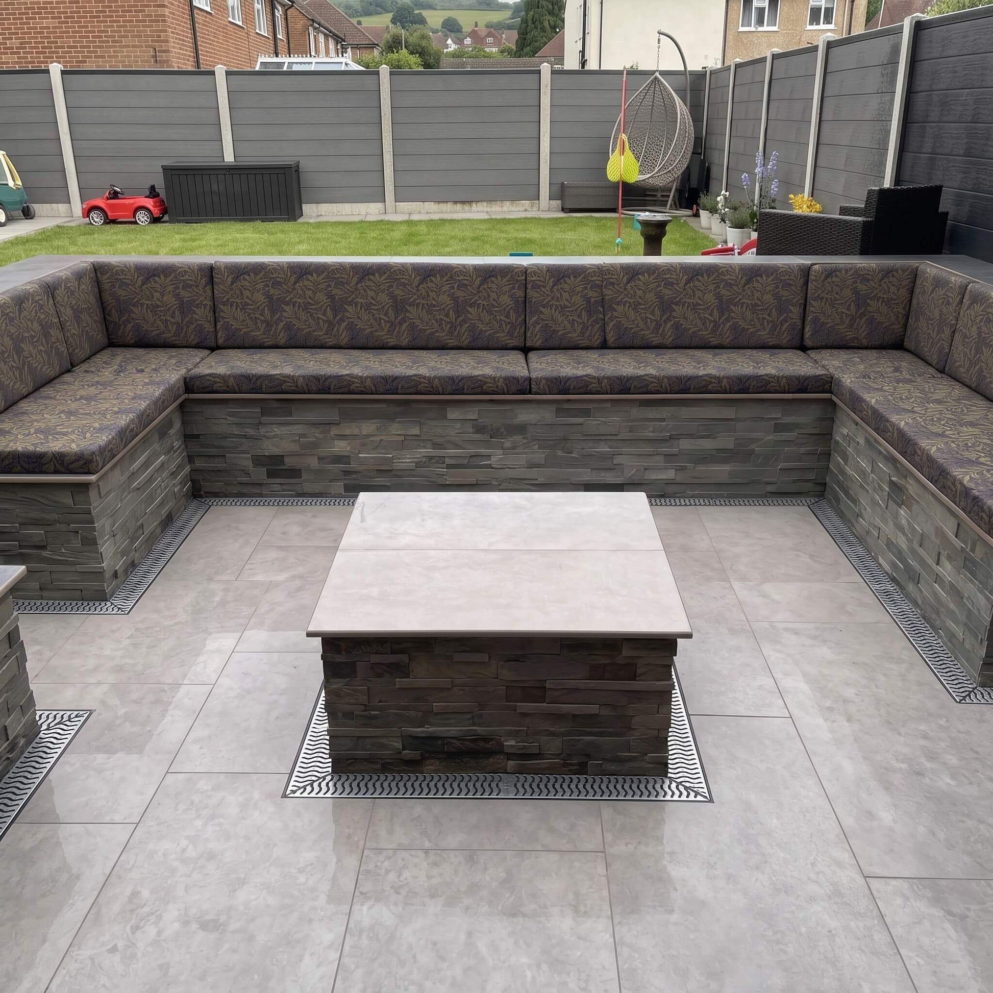 Custom Outdoor Bench Cushion for Patio and Garden Furniture