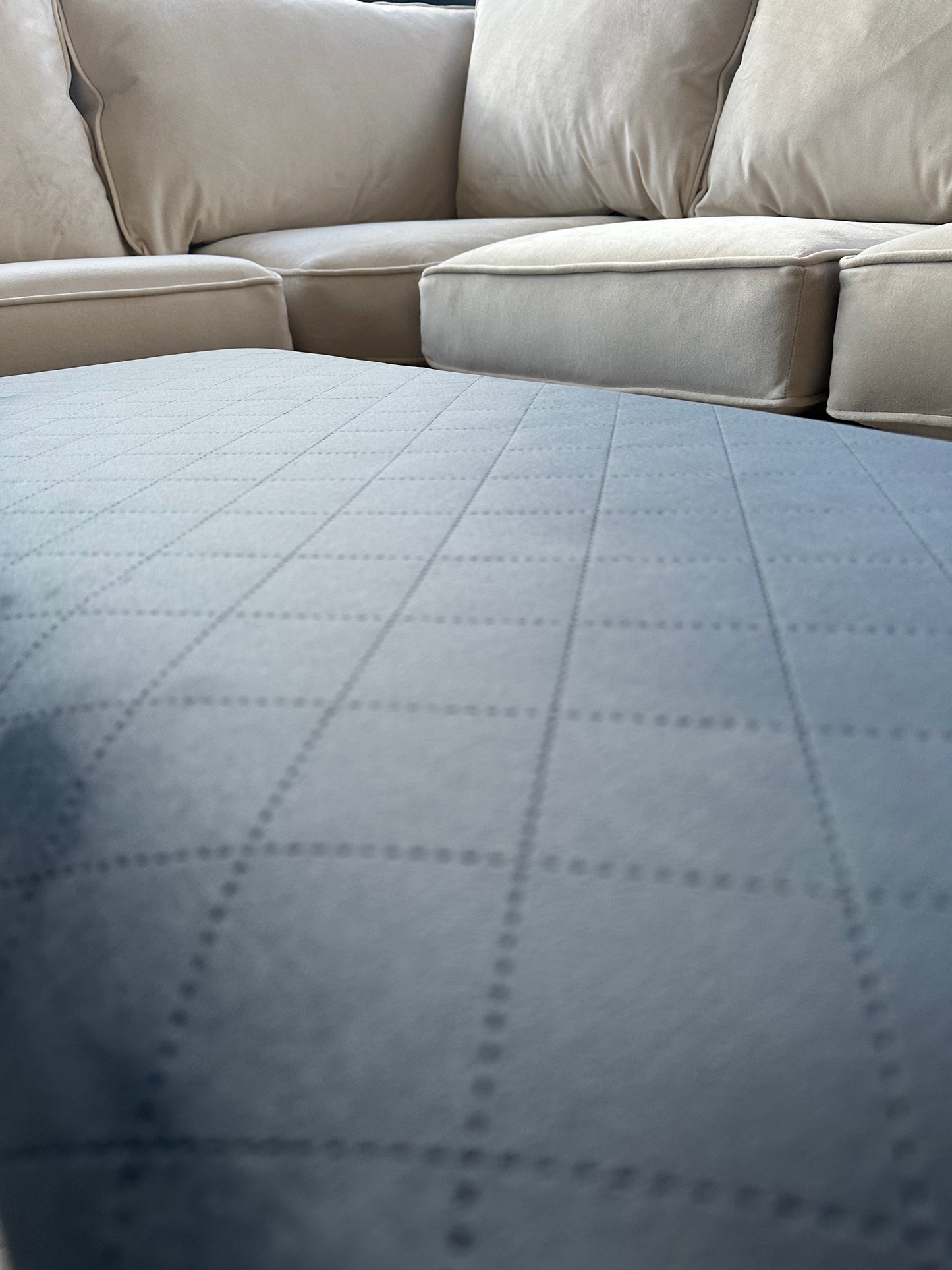 PREMIUM stitched lid pattern Footrest