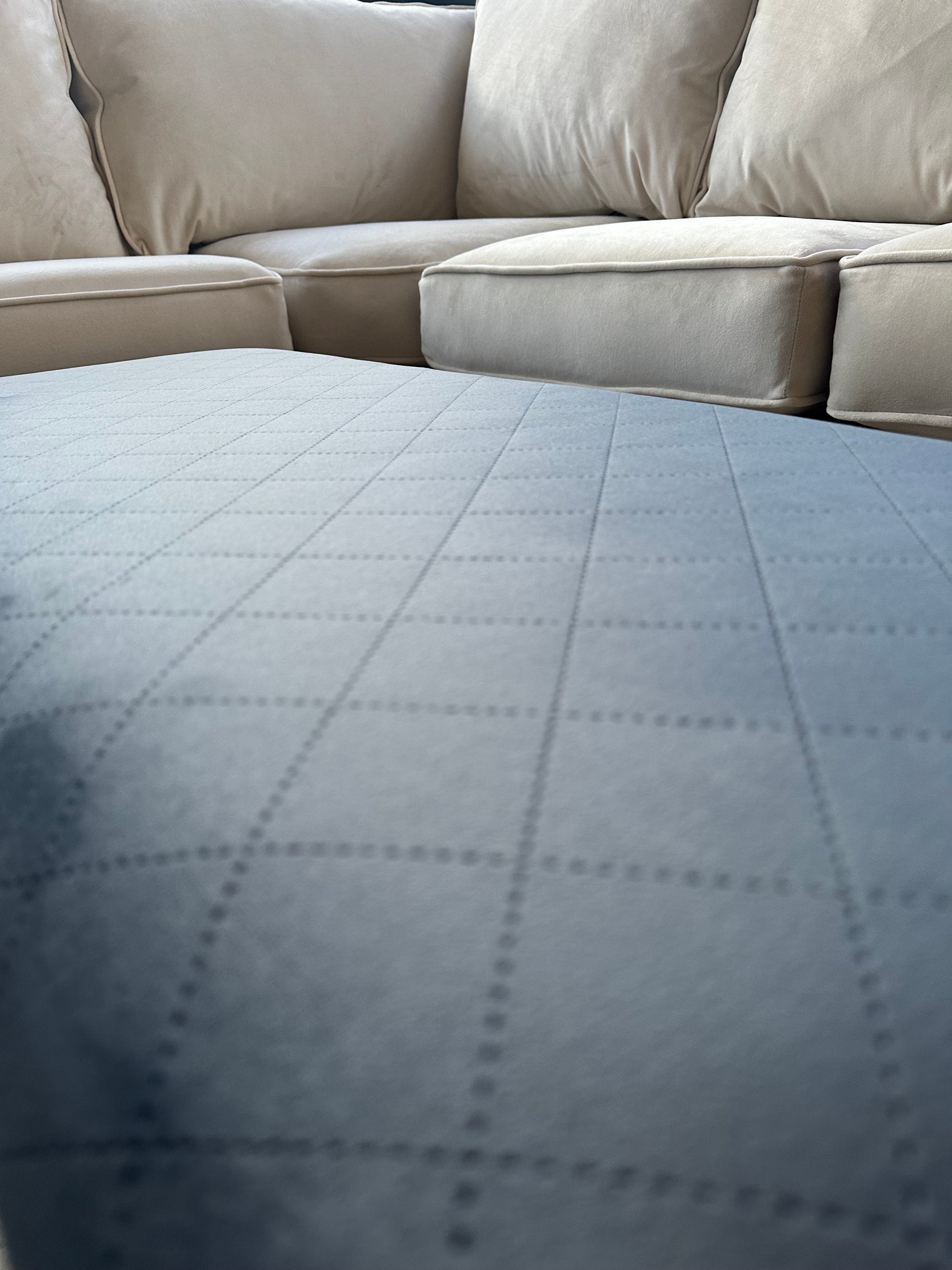 PREMIUM stitched lid pattern Footrest