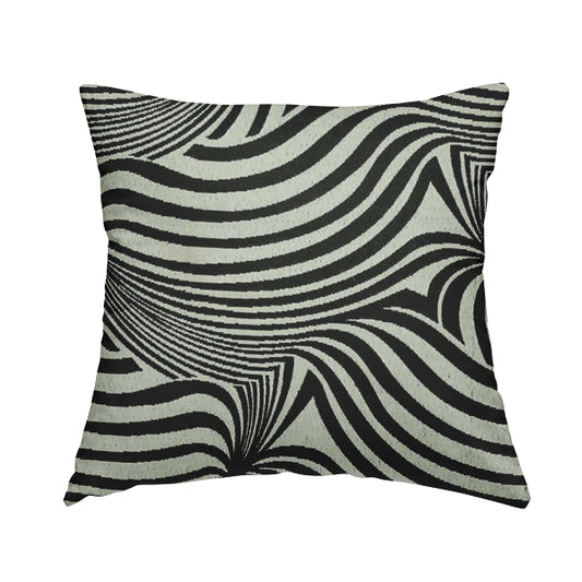 A00321 Black White
