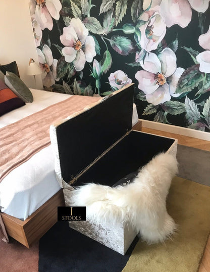 Sliver Living room storage 