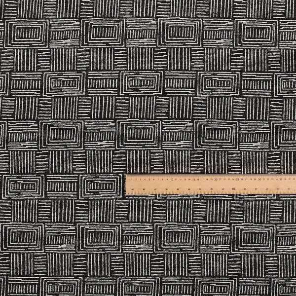 A04828 Black