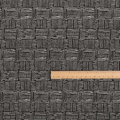 A04828 Black