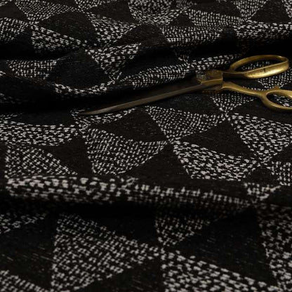 A04808 Black