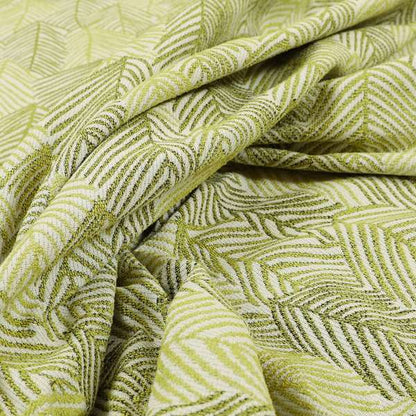 A04870 Green White