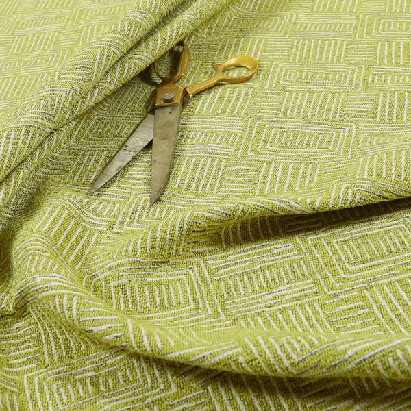 A04837 Green White