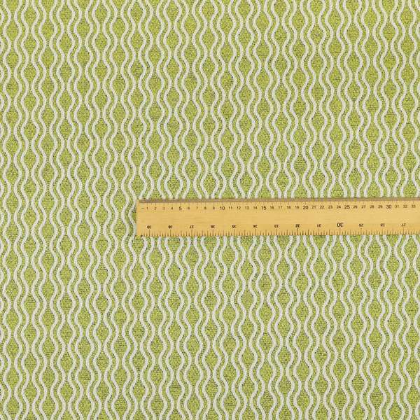 A04827 Green White