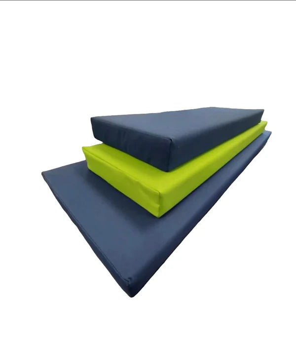 3 inches thick foam & cover