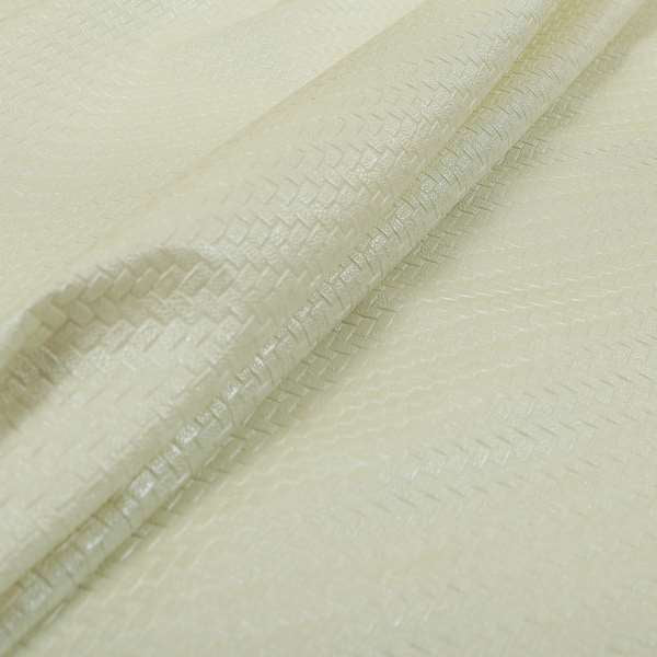 A03930 White Pearl