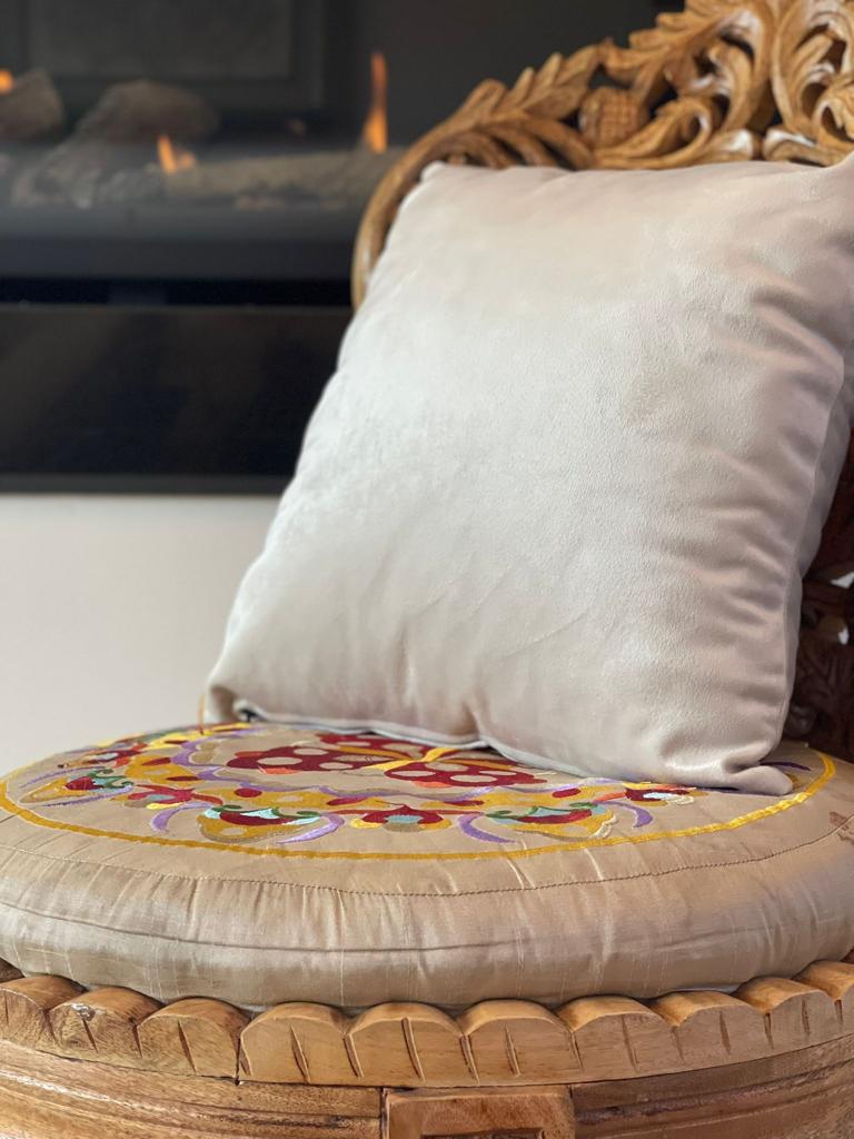 Creamy White square cube deep buttoned coffee table