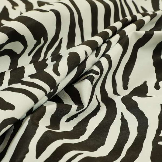 A04936 Black White